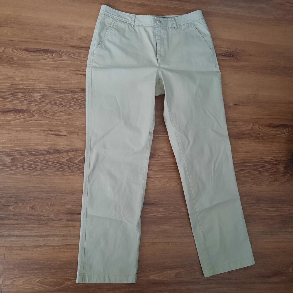 LL Bean Pants Women 10Rx29 Tan   Regular Relaxed Cargo Favorite Fit
